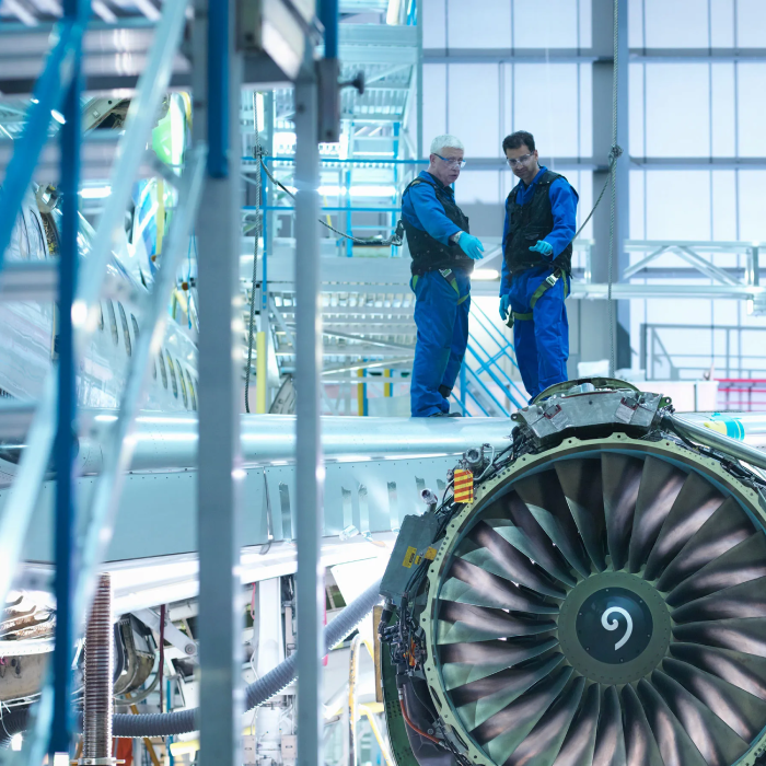 ESD Arbeitskleidung Fuer Verteidigung Und Weltraumforschung